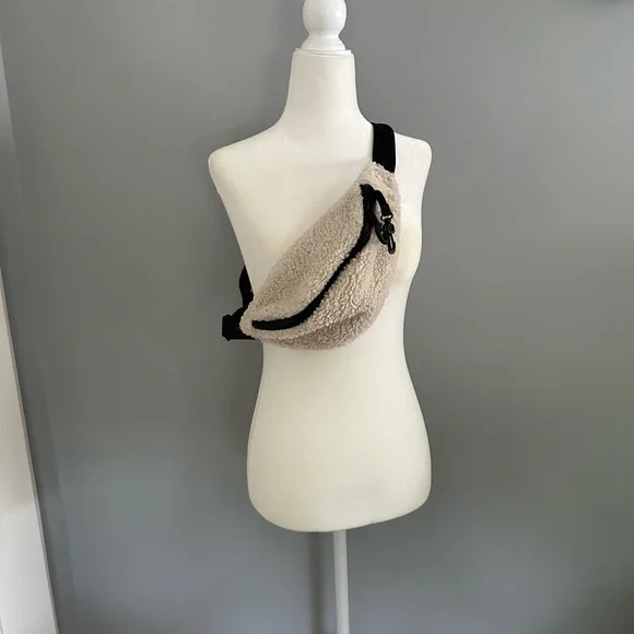 z supply sherpa cross body pouch - Picture 1 of 2